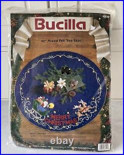1993 Bucilla 43 Round Felt Merry Christmas Tree Skirt Kit 83019 Sealed Unopened