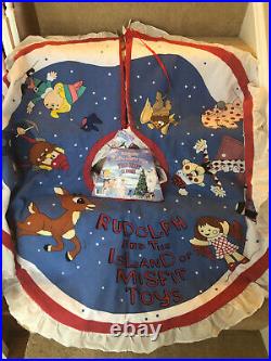 1999 CVS Rudolph Reindeer Tree Skirt Island Misfit Toys Christmas Plush Musical