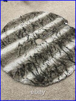 Balsam Hill Stripe Mink Faux Fur Tree Skirt 72 4002868