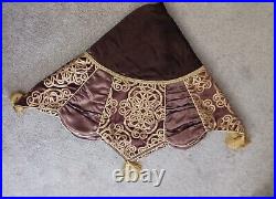 Brown and Golden Vintage Luxurious Christmas Tree Skirt 71 D