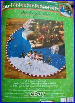Bucilla Mary Engelbreit LET IT SNOW Christmas Tree Skirt Kit NEW 43IN #86680