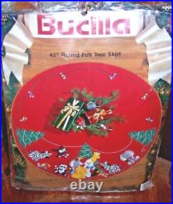 Bucilla Santa JUNGLE BELLS Vintage Felt Christmas Tree Skirt Kit Rare Mint 43