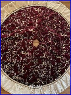 Christmas tree skirt Velvet Embroidered 46 inches Diameter Holidays Home Decor