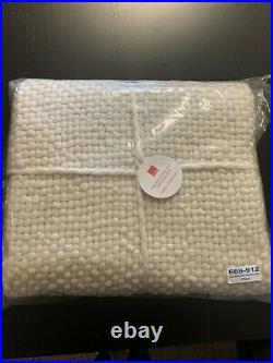 Crate & Barrel Ivory Cozy Knit Tree Skirt- NEW