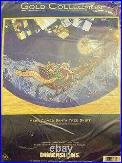 DIMENSIONS Gold Here Comes Santa Christmas Tree Skirt Counted Cross Stitch Kit