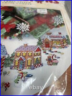 Dimensions Christmas Counted Cross Tree Skirt Craft Kit, GINGERBREAD LAND, 8670,45