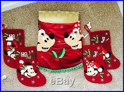 Disney Mickey And Minnie Christmas Tree Skirt with 4 Stockings Park Exc 2016 NWT