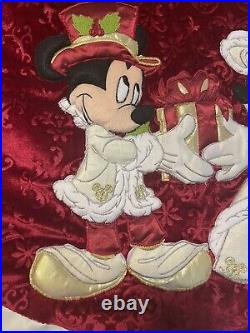 Disney Parks Victorian Mickey & Minnie Tapestry Christmas Holiday Tree Skirt