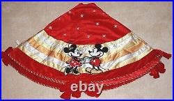 Disney Store Exclusive CHRISTMAS RED TREE SKIRT MICKEY MOUSE & MINNIE MOUSE