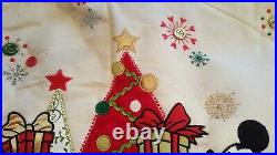 Disney Store Mickey & Minnie Family Christmas Tree Skirt Patchwork Holiday Pluto