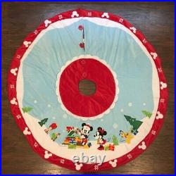 Disney Store Mickey and Friends Christmas Tree Skirt Impossible to find