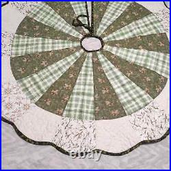 Handmade quilted Christmas tree skirt personalized Green cotton D 58 (147cm)