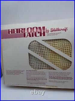 Heirloom Latch Shillcraft Christmas Bells Tree Skirt 34 x 34 Latch Hook Kit 1453
