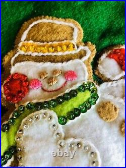 LeeWards Santa Snowman Candy Cane 42 Felt Appliqué Christmas Tree Skirt Pom Pom
