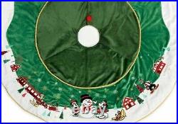 NEW Disney Mickey Mouse and Friends Green Velour 54 Christmas Tree Skirt