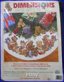 NIP Dimensions Counted Cross Stitch Kit Christmas Bears Tree Skirt 45 Dia #8693