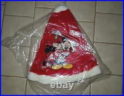 NIP Disney Store Exclusive Plush Minnie Mickey Mistletoe Tree Skirt (Sealed)