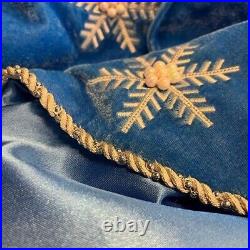 NWT Christmas tree skirt Velvet blue & white embroidered Pearl beaded snowflake