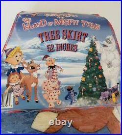 NWT Vintage1999 Rudolph Land of Misfit Toys X-mas 52 Tree Skirt. Music Works