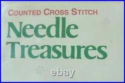 Needle Treasures Christmas Cross Stitch Tree Skirt Sing Along Peanuts 2853