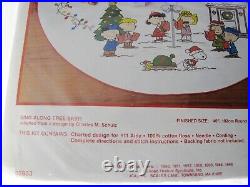 Needle Treasures Cross Stitch Kit Peanuts Christmas Tree Skirt Sing Along 02853