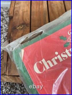 RARE Vintage BUCILLA Felt Jeweled Christmas Delivery Tree Skirt Kit Needlecraft