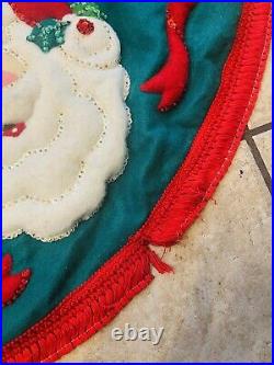 STUNNING Rare Finished Bucilla Santa JOLLY FACES Christmas Tree Skirt VINTAGE