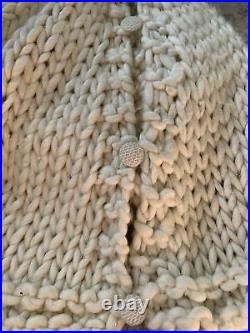 The Prairie by Rachel Ashwell, Cable Knit Cream And Gold, Christmas tree skirt