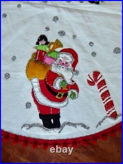 VTG Handmade Christmas Tree Skirt Felt 3D Appliqué Sequins Beads Santa Toys Poms