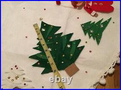Vintage Felt Elf Elves Pixie Christmas Tree Skirt 38 White Appliqués Sequins