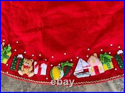Vintage Finished Bucilla WE SAW SANTA Felt & Sequin Jeweled Christmas Tree Skirt