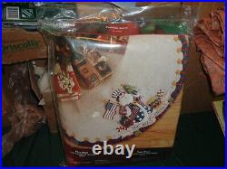 Vtg Bucilla Patriotic Santa Christmas Felt Tree Skirt God Bless America RARE LK4