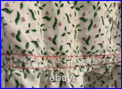 Vtg Christmas Tree Skirt & 2 Matts White Red Green Holly Ruffle 36 Cottage Core