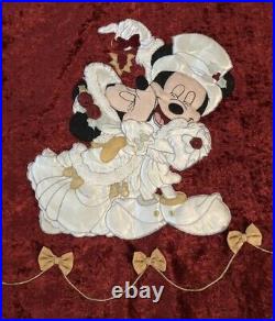 Walt Disney World Mickey & Minnie Mouse Victorian Christmas Tree Skirt